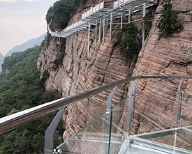 玻璃棧道工程