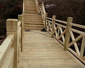 防腐木棧道